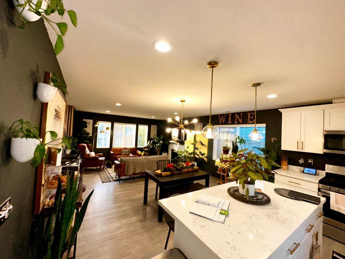Central Tacoma Homestay With Breakfast Included -Private Room- 외부 사진