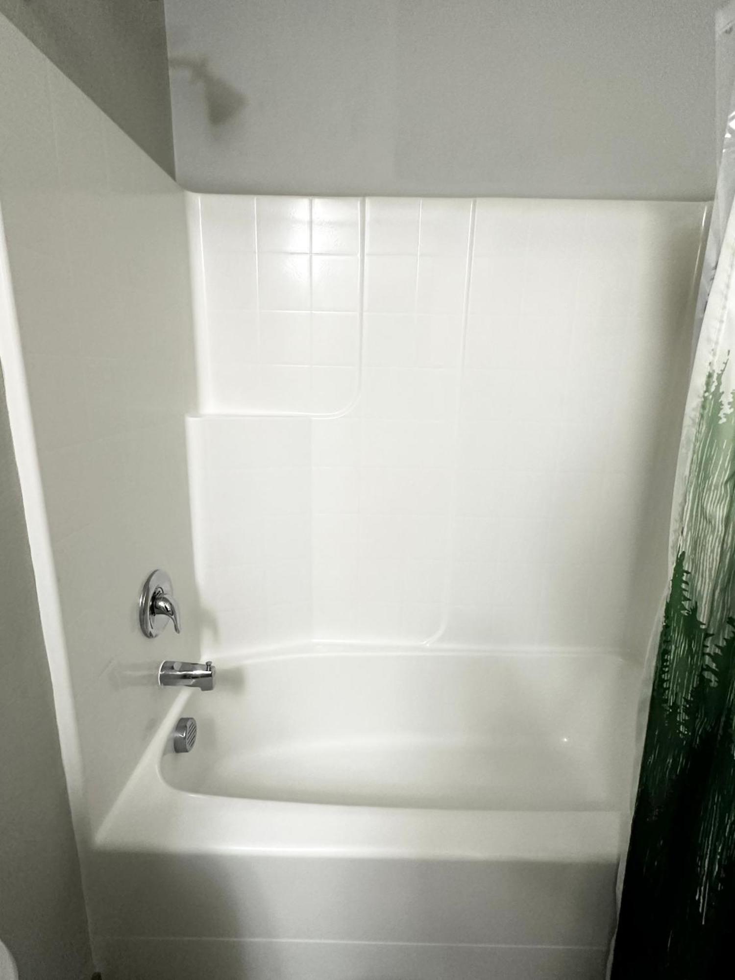 Central Tacoma Homestay With Breakfast Included -Private Room- 객실 사진